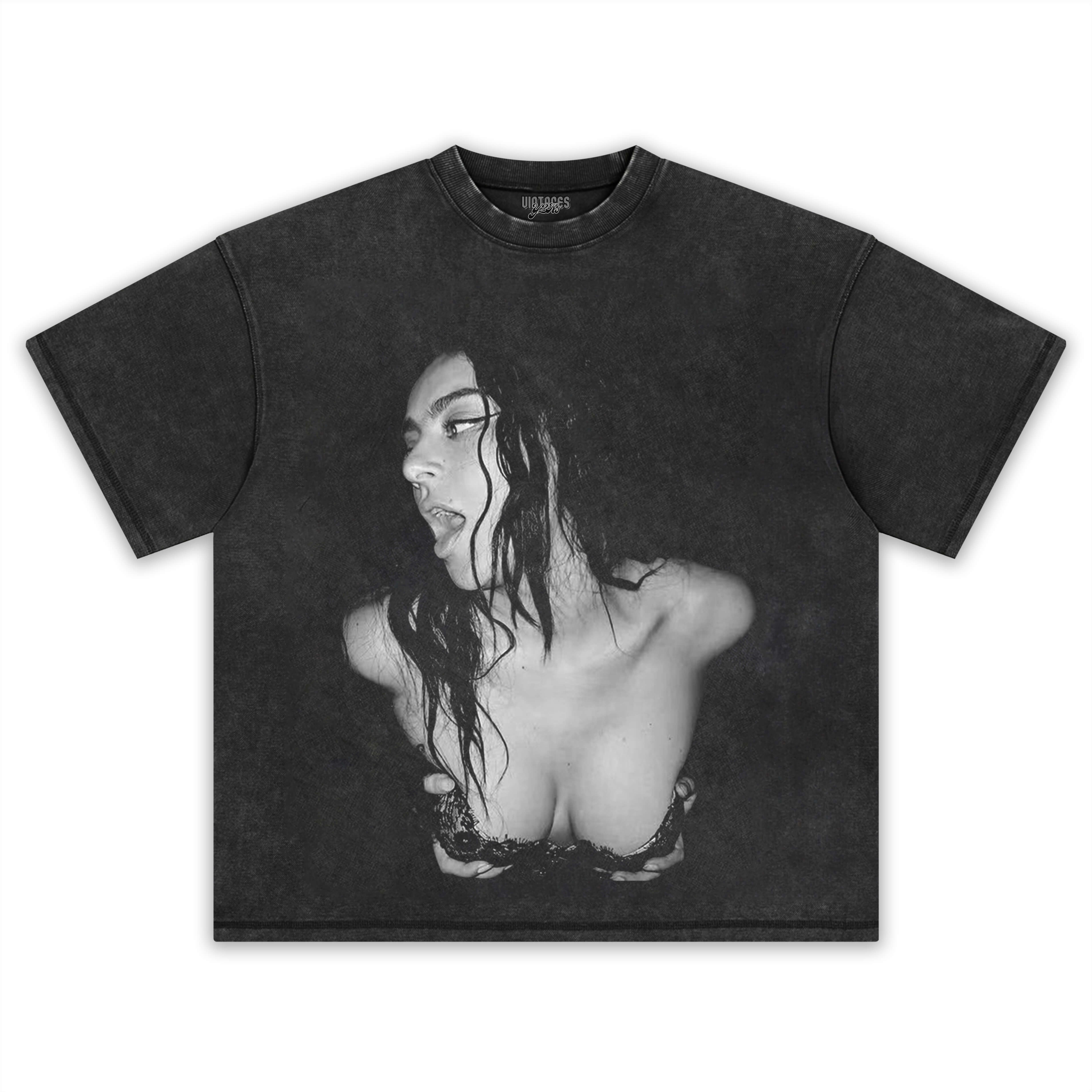 CHARLI XCX TEE - Y2K VINTAGES