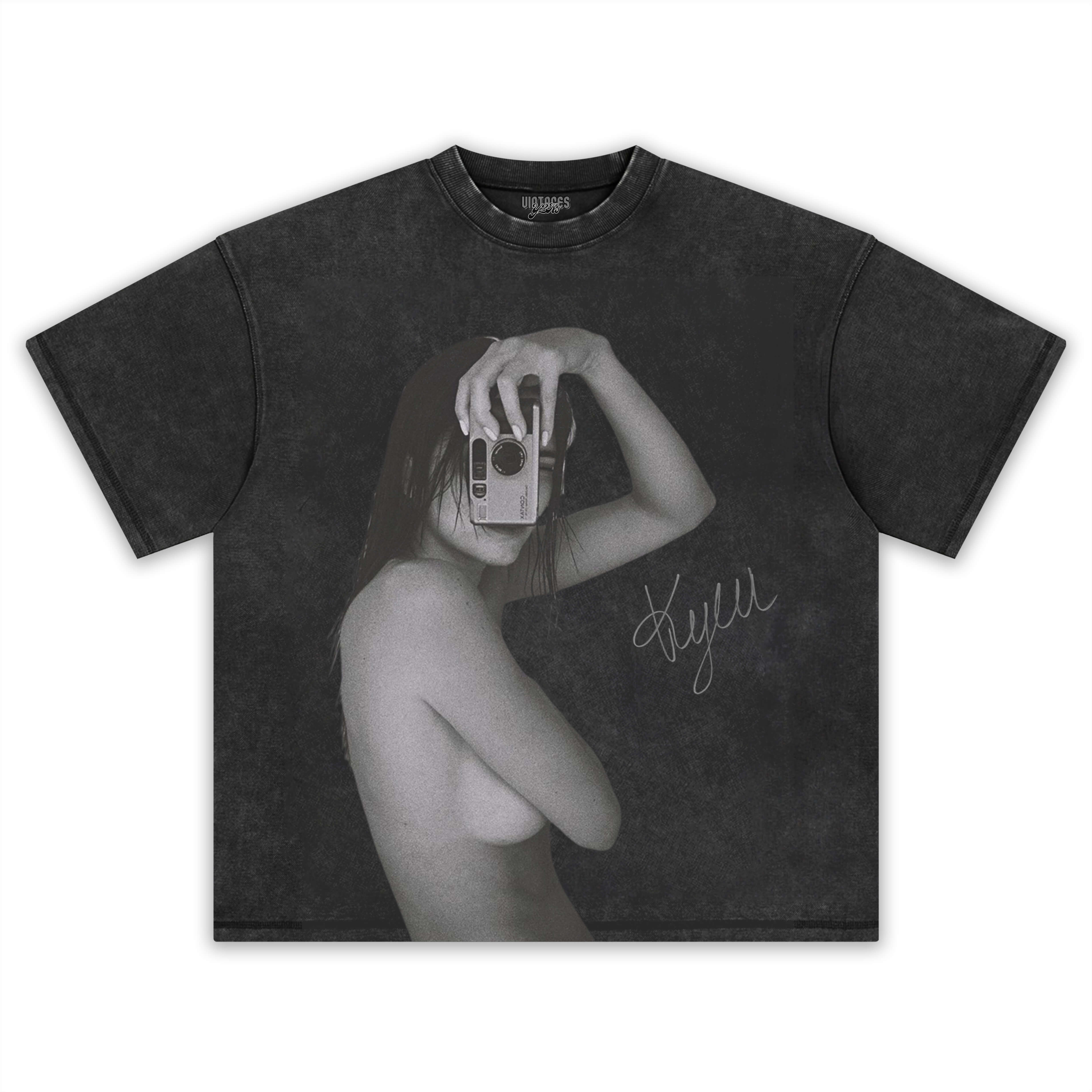 KENDALL JENNER TEE - Y2K VINTAGES