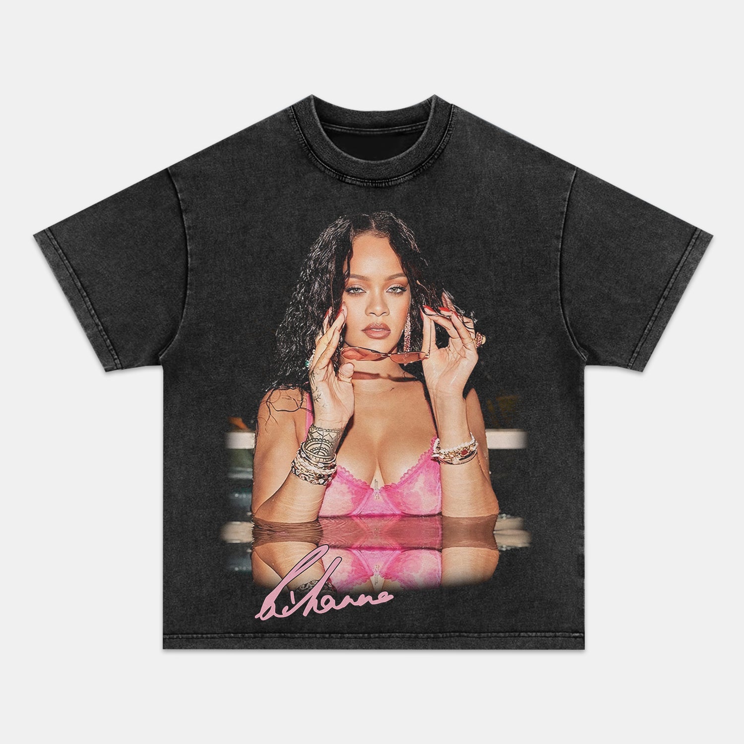 RIHANNA WATER TEE V4 - Y2K VINTAGES